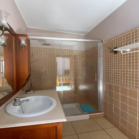 Yuremar La Puntilla Atico Apartament